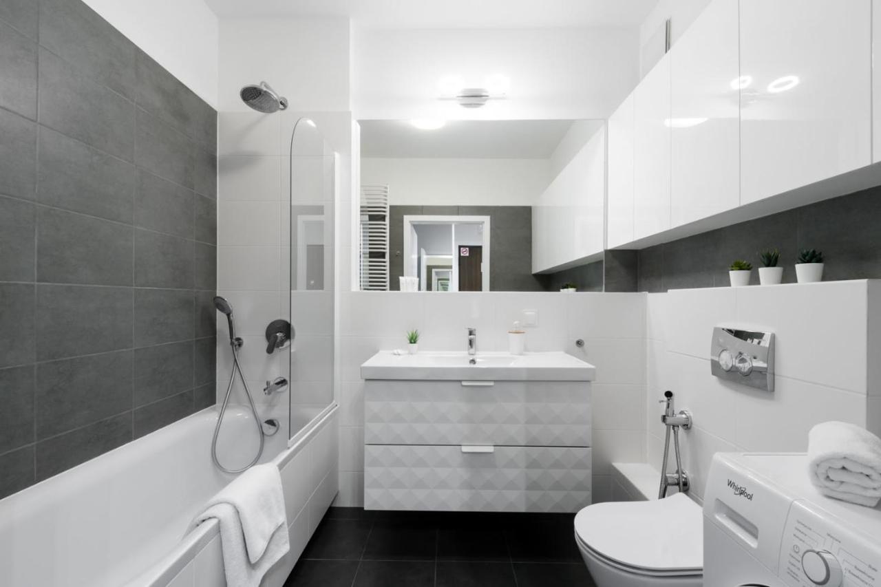 P&O Serviced Apartments Woronicza Warsaw Ngoại thất bức ảnh